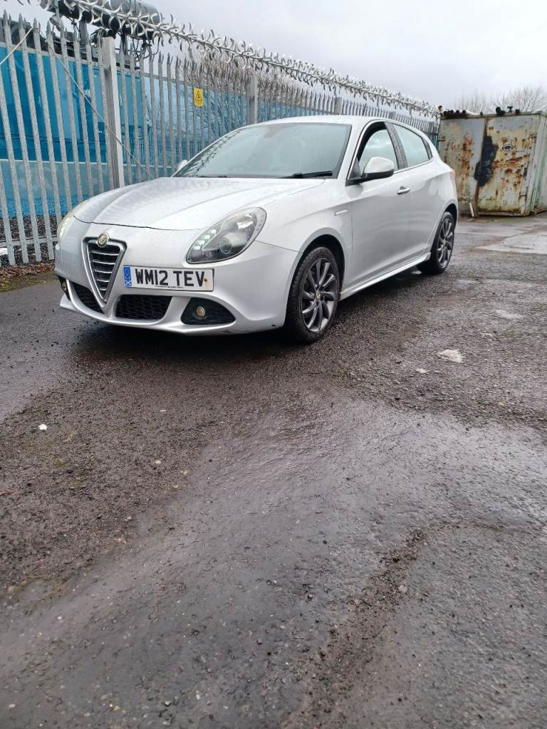 Alfa Romeo, GIULIETTA, Hatchback, 2012, Manual, 1956 (cc), 5 doors