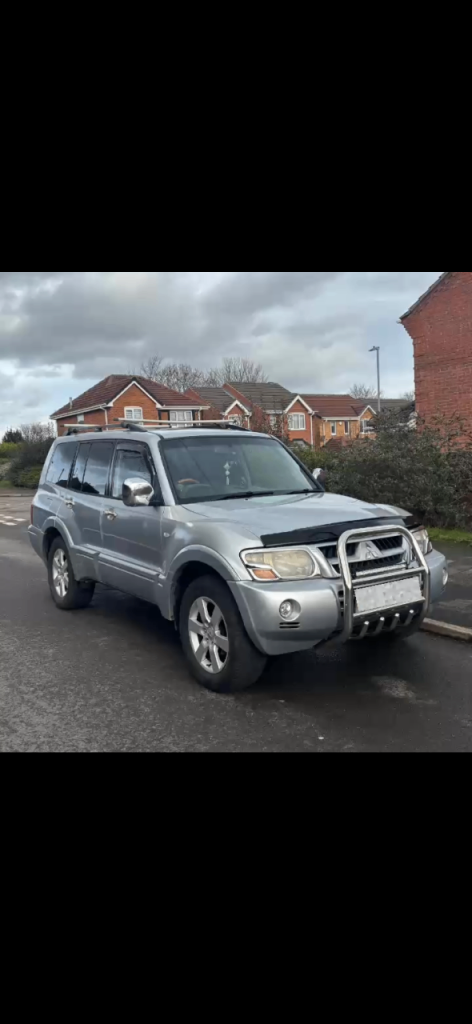 MITSUBISHI SHOGUN ELEGANCE 