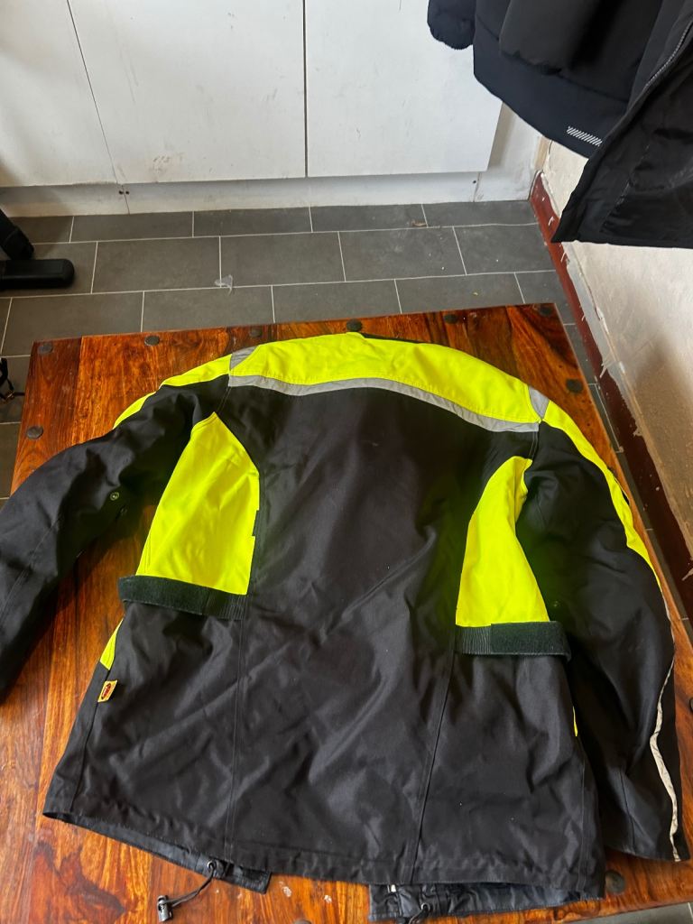 Motor cycle jacket 