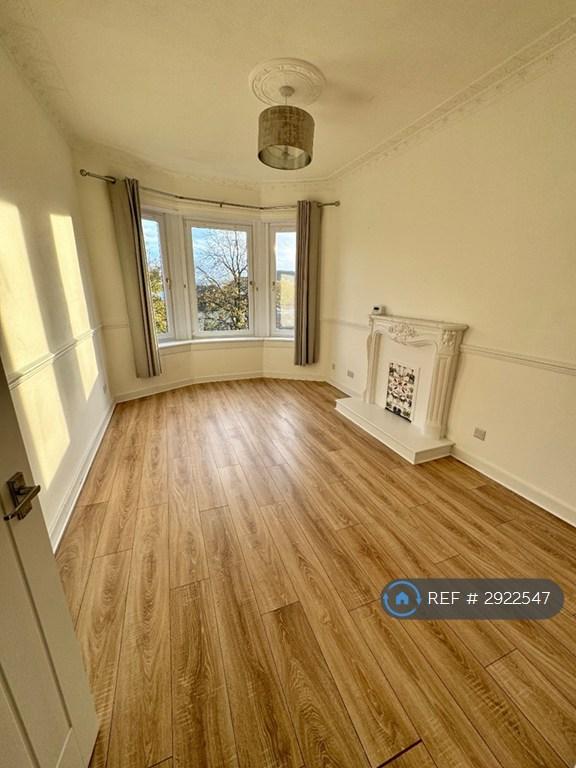 2 bedroom flat in Shettleston Road, Glasgow, G32 (2 bed) (#2922547)