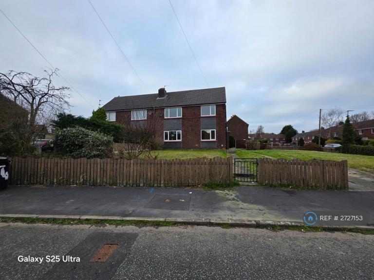 4 bedroom house in St. Elizabeths Road, Aspull, Wigan, WN2 (4 bed) (#2727153)