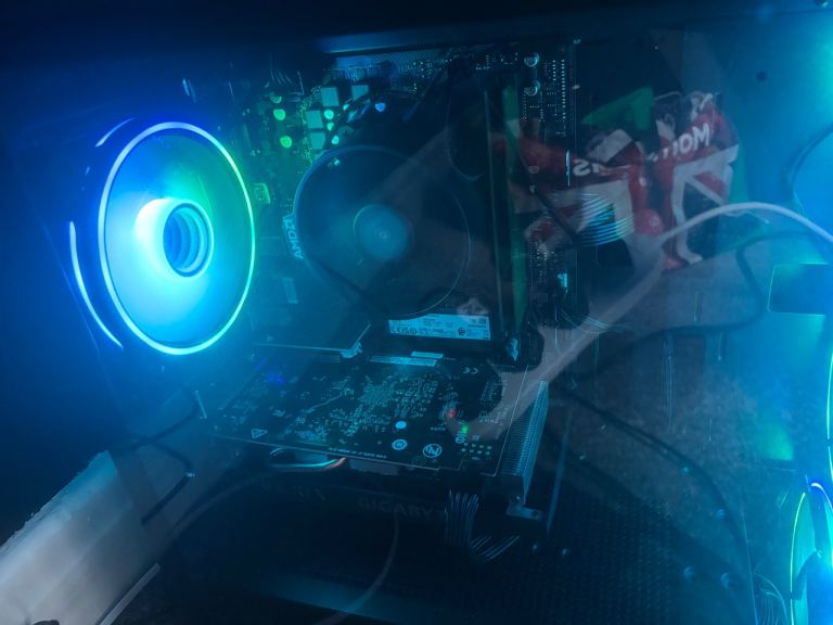 Gaming PC with AMD Ryzen 5 5500, RTX 3050, 16GB RAM