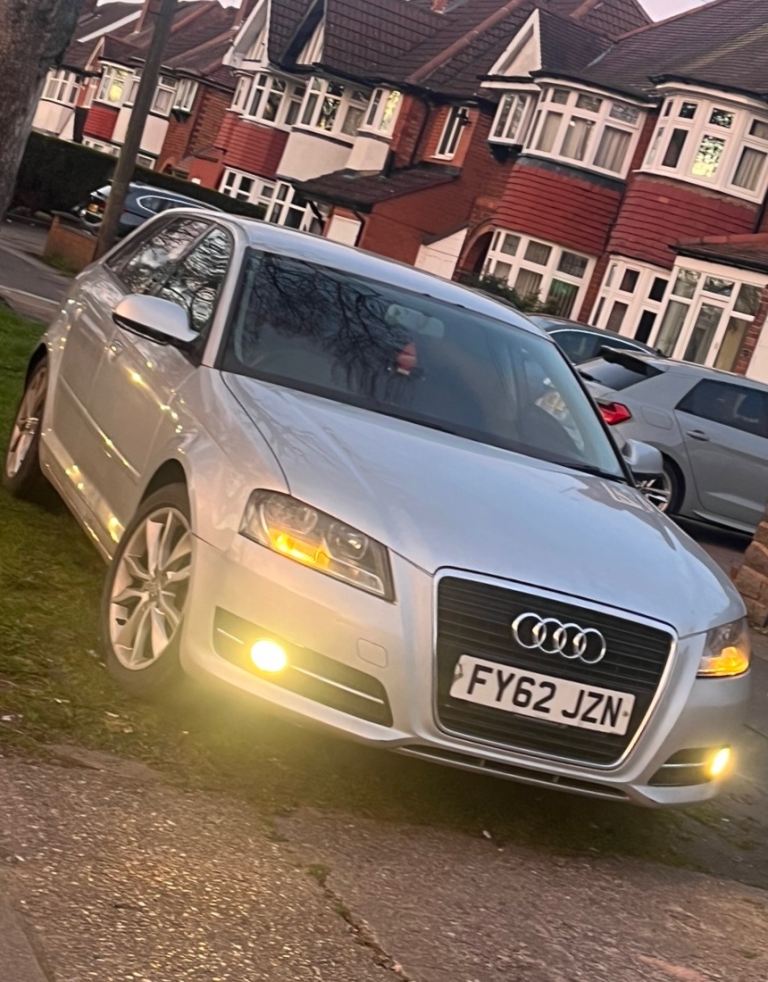 AUDI A3 1.6 TDI SPORTS DVD SATNAV PATKING SENSORS £20 TAX S3 LOOKALIKE