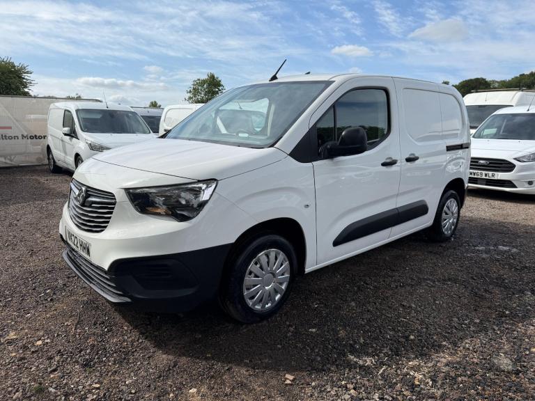 2022 Vauxhall Combo 1.5 Turbo D 2000 Dynamic L1 H1 Euro 6 4dr PANEL VAN Diesel Manual