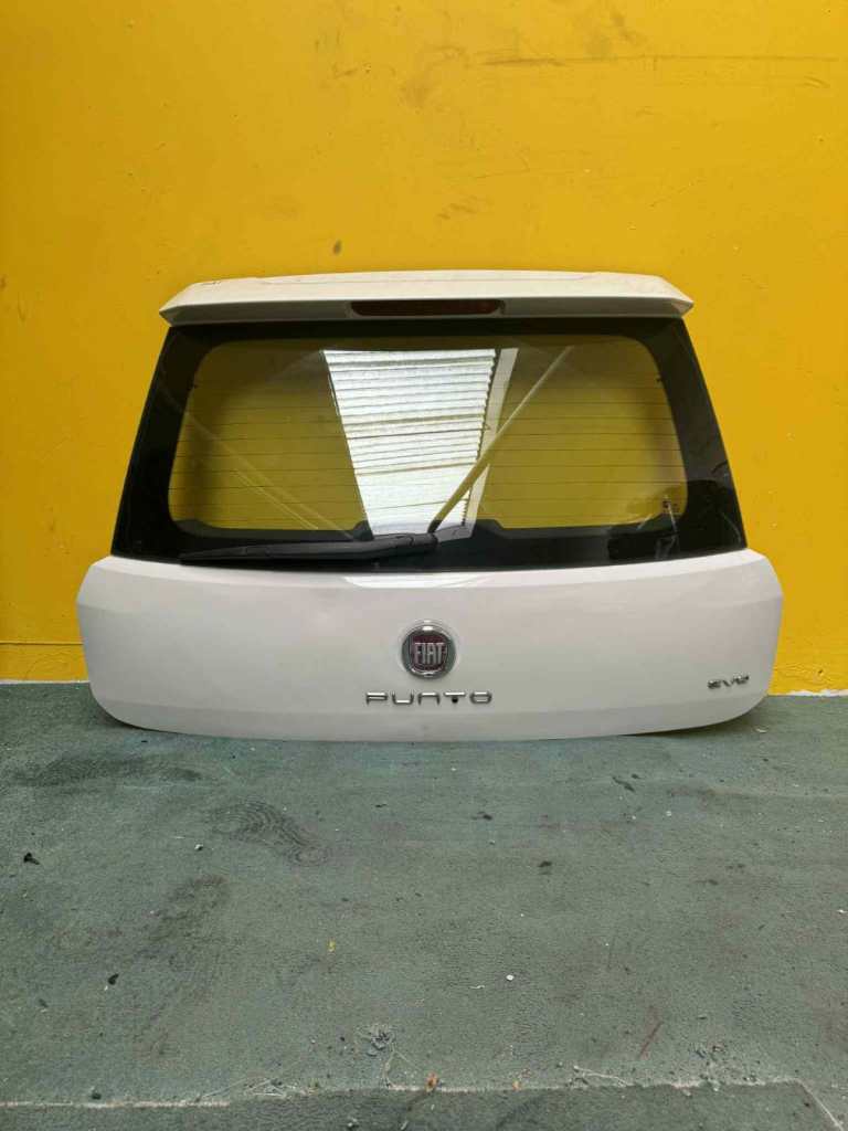 FIAT PUNTO WIHTE BOOTLID BOOT TAILGATE