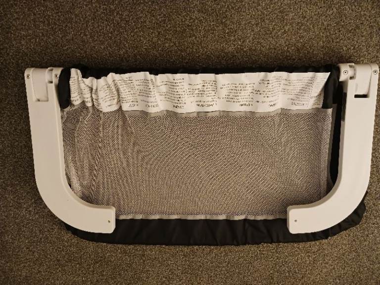 2 x portable safety First Bed guards