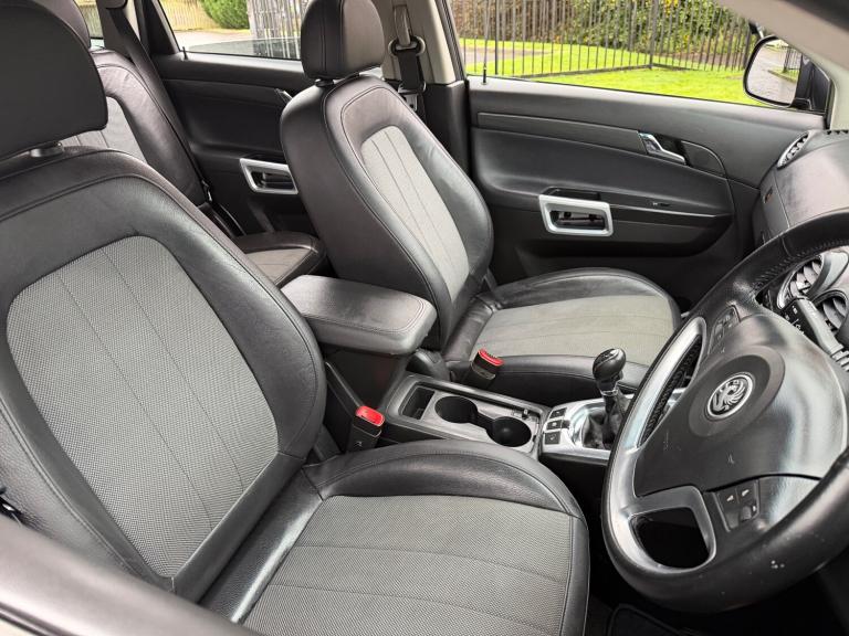 2011 Vauxhall Antara 2.2 CDTi Exclusiv 5dr HATCHBACK Diesel Manual