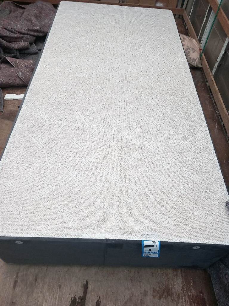 image for Single divan bed only CAN DELIVER