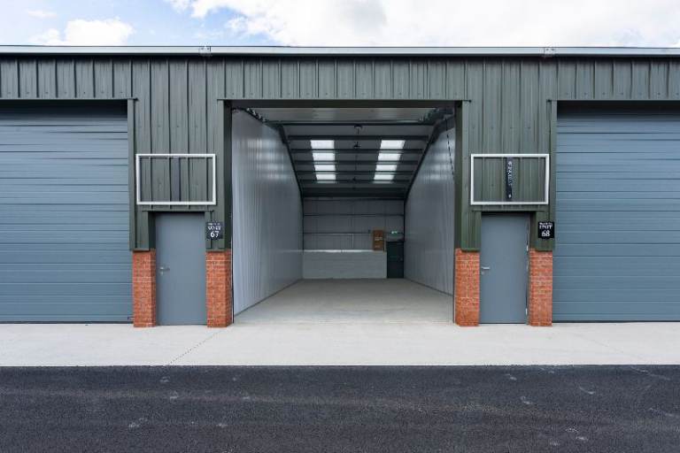 Commercial Units for Rent - 1,100sq feet (approx) - Stewarton - Ayrshire