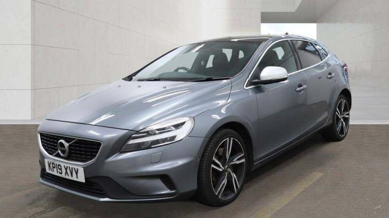 2019 Volvo V40 2.0 D3 R-Design Edition Euro 6 (s/s) 5dr HATCHBACK Diesel Manual