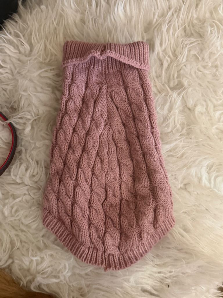 Small pink dog knitted jumper