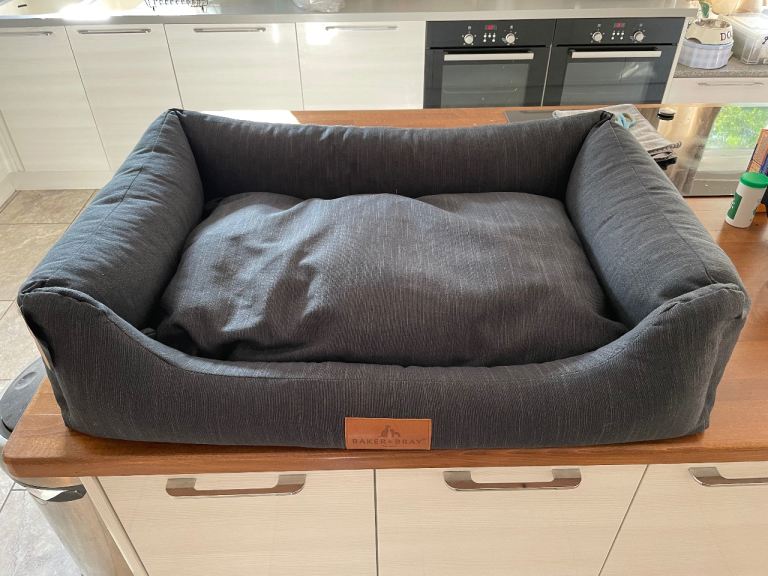 BARKER & BRAY THE ULTIMATE - ECO FRIENDLY ORTHOPAEDIC LUXURY DOG BED, SLATE GREY