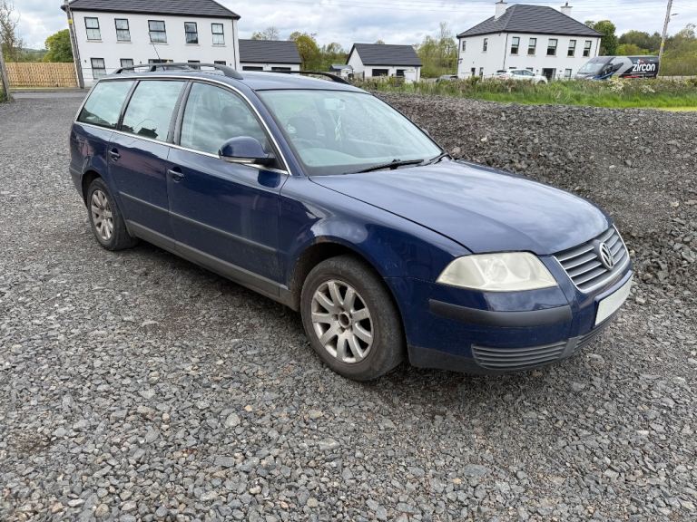 Volkswagen, PASSAT, Estate, 2005, Manual, 1896 (cc), 5 doors
