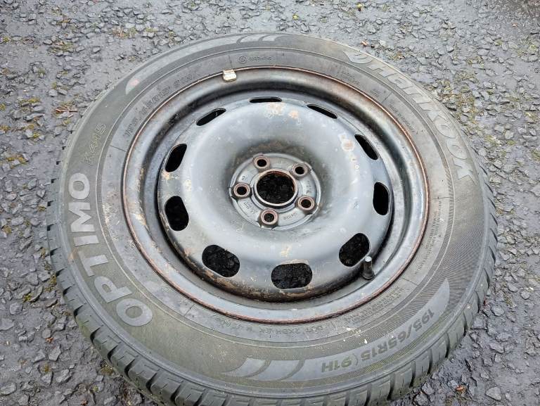 5 x 112 15 Inch Steel Wheel 195 65 15 Hankook Tyre