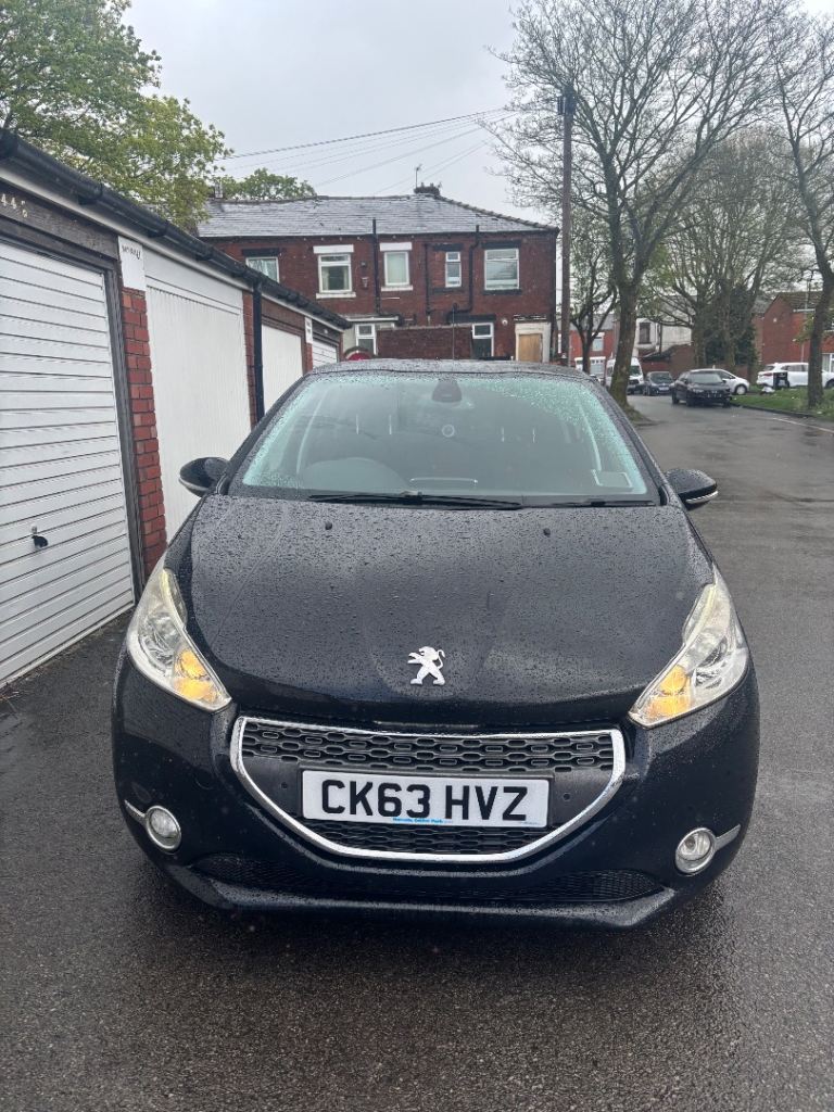 Peugeot 208 HDI Allure