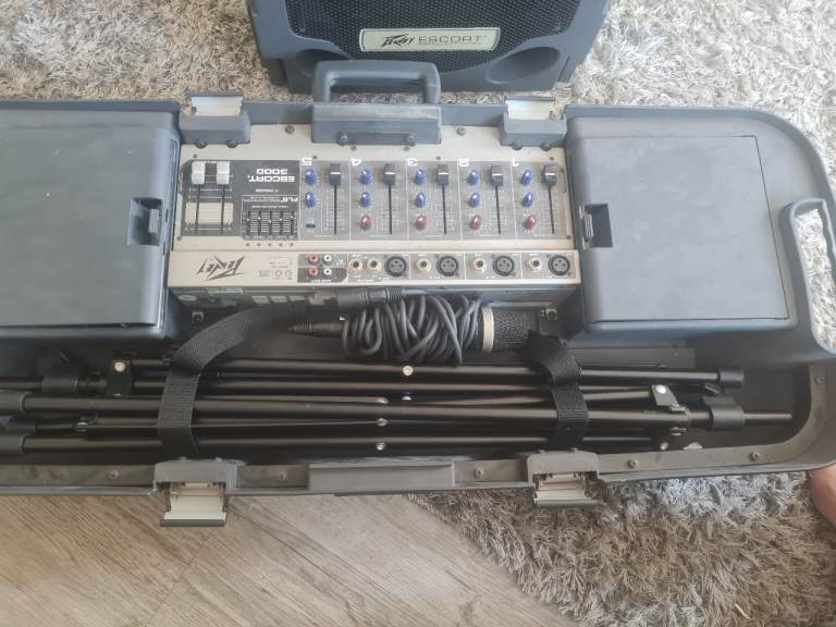 Peavey Escort 3000 Portable PA System – Good Condition