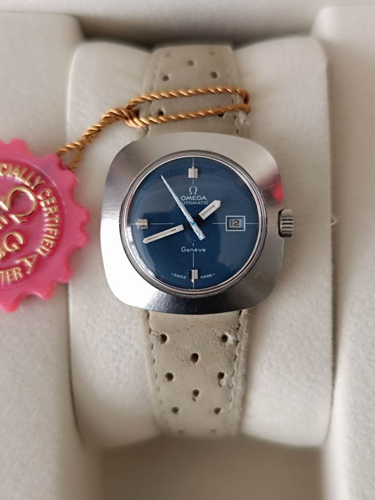 Vintage Rare 1970s Omega Genève Ladies Automatic Cushion Blue Sunburst Dial Watch + Original Tool