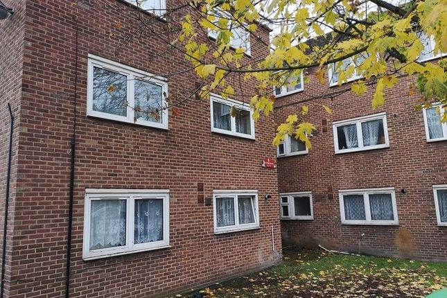 2 bedroom flat in First Floor 2 Bed Flat for Sale, IG11