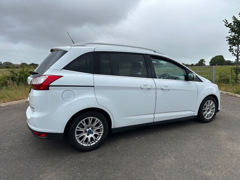 Ford Grand C Max 7 seats New MOT