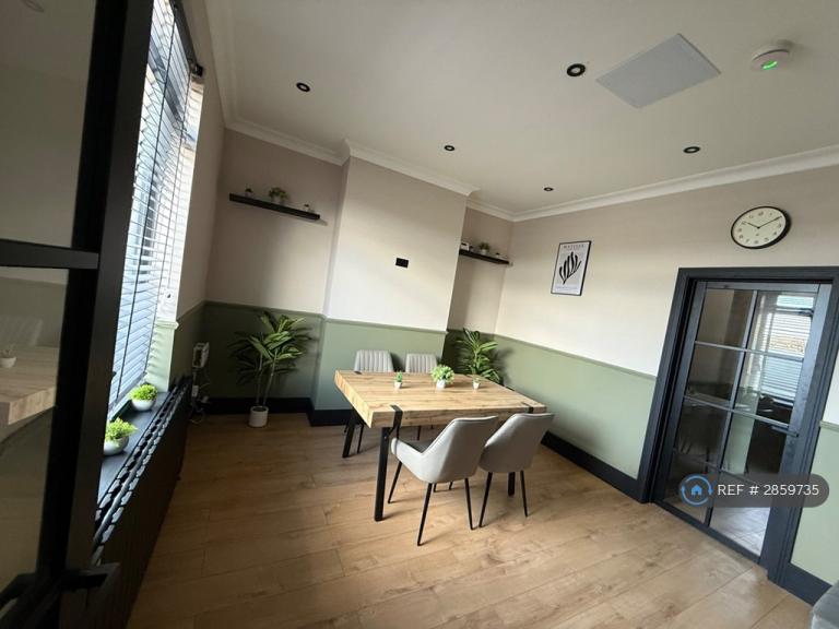 3 bedroom house in Bruce St, Sunderland, SR5 (3 bed) (#2859735)