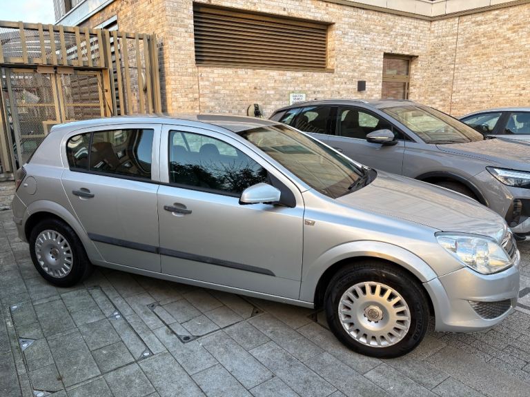 Vauxhall, ASTRA, AUTOMATIC, 2008, Lovely Drive