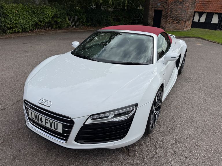 2014 Audi R8 Spyder V10