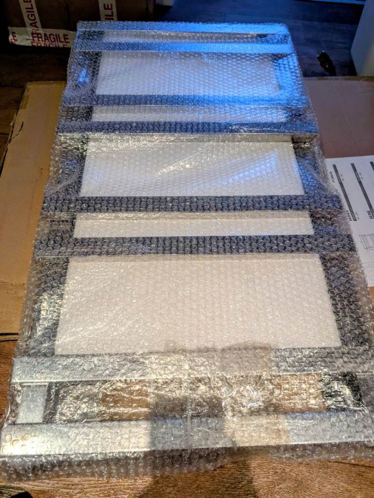 900mm (h) x 500mm (w) flat panel ladder style chrome towel radiator 
