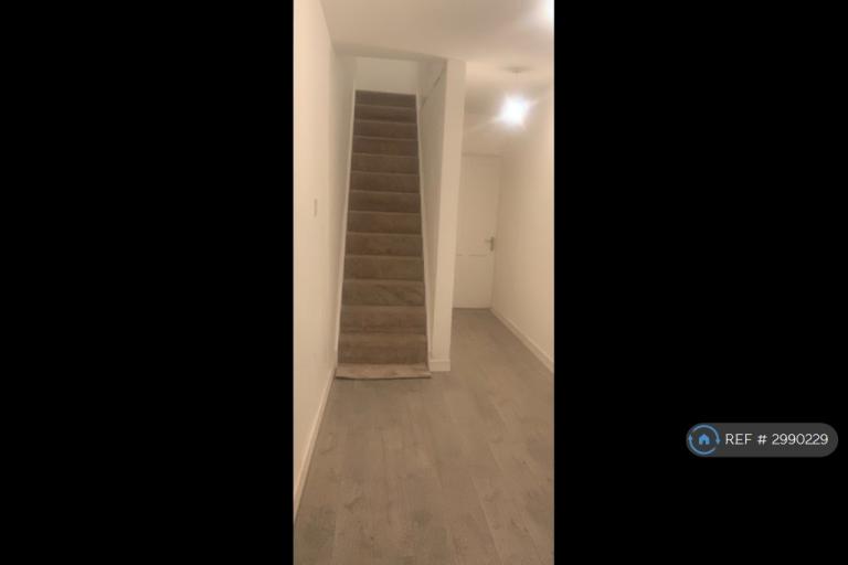 3 bedroom house in Thorne Road, Willenhal, WV13 (3 bed) (#2990229)
