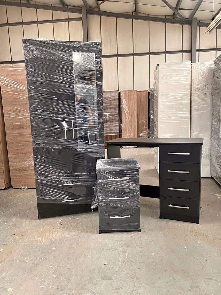 Elegant Brand New Wardrobes | Multiple Door Configurations