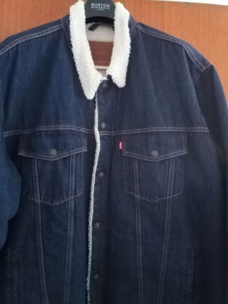 Levis sherpa jacket size 4xl 