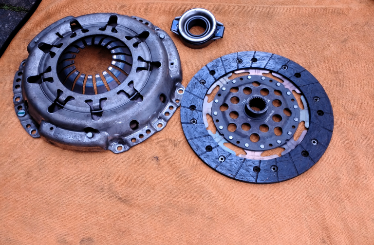 Nissan X Trail 2.2 dci Turbo Diesel Clutch 03-07 Almera Primera Parts Spares