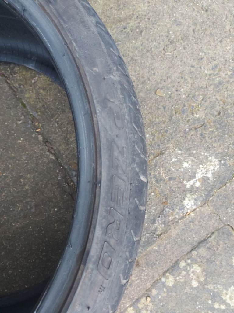2x Pirelli P Zero 285/30ZR20 99Y