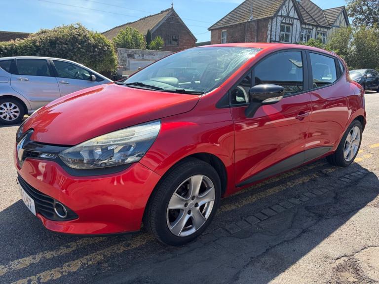 2014 Renault Clio 1.2 16V Expression+ 5dr HATCHBACK PETROL Manual