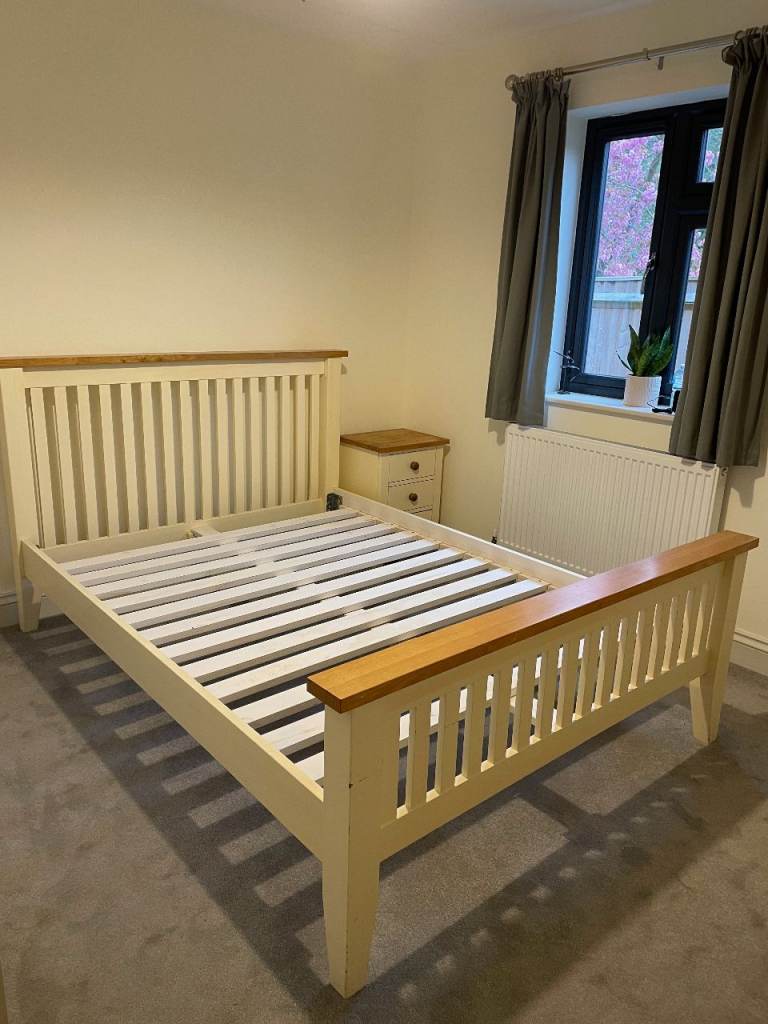 Cotswold Oak Double Bed Frame 