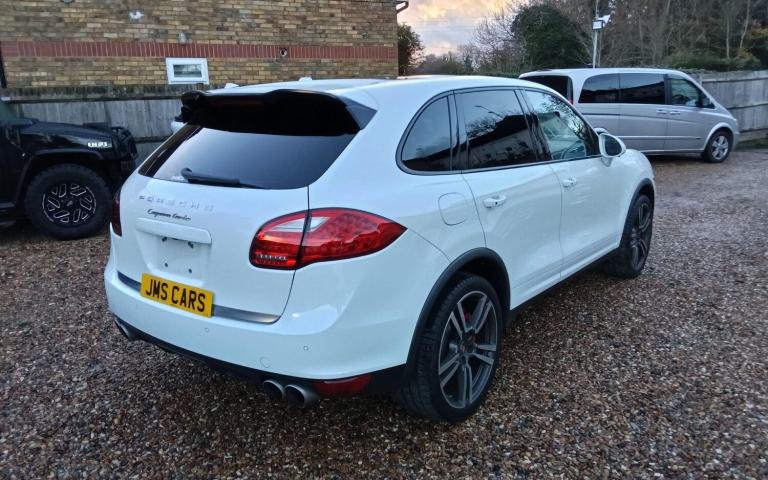  Porsche Cayenne 4.8T V8 Turbo SUV 5dr Petrol TiptronicS 4WD Euro 5 (s/s) (500 ps) Petrol Automatic