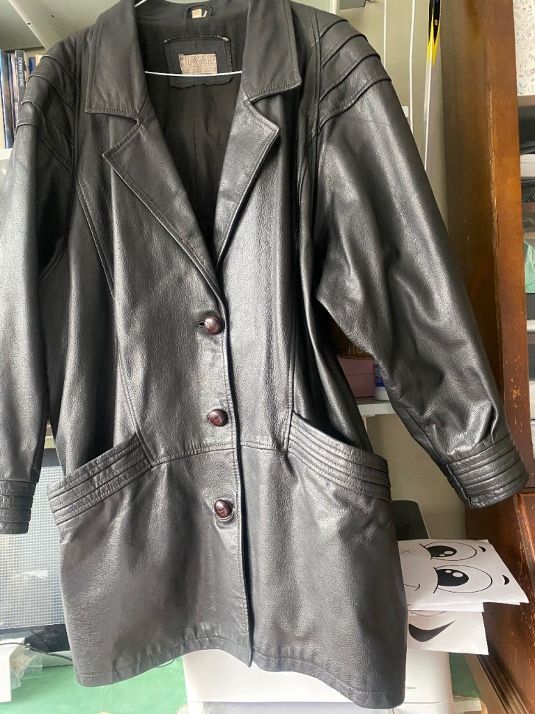 Vintage Black Leather Women's Coat - Good Condition