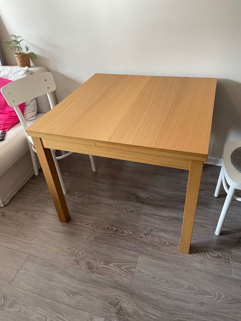 URGENT!!! IKEA BJURSTA Extendable Dining Table – Oak Effect