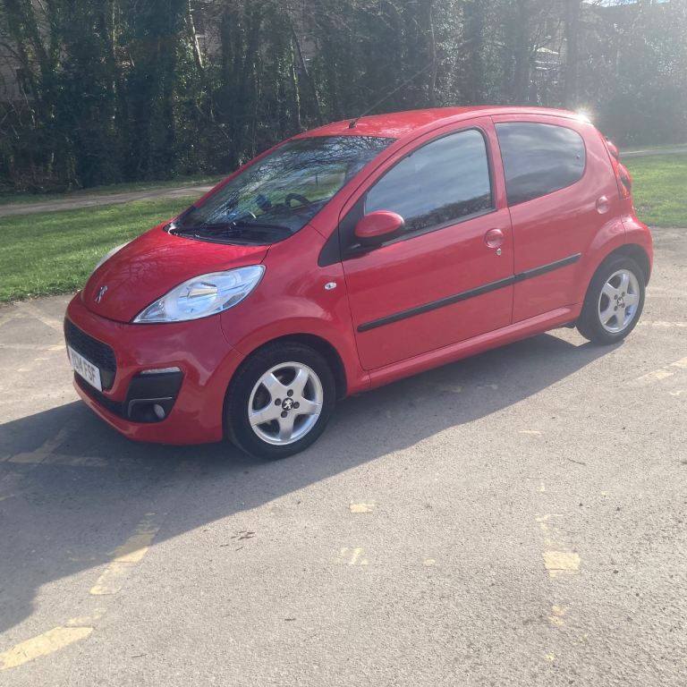 Peugeot, 107, Hatchback, 2014, Manual, 998 (cc), 5 doors