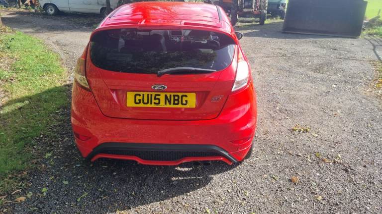 Ford, FIESTA ST-2, RED, Hatchback, 2015, Manual, 1596 (cc), 3 doors