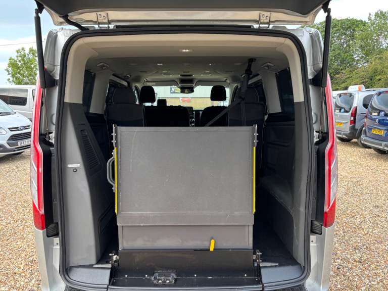 FORD TOURNEO CUSTOM 2.0 WAV WHEELCHAIR ACCESSIBLE VEHICLE 2019