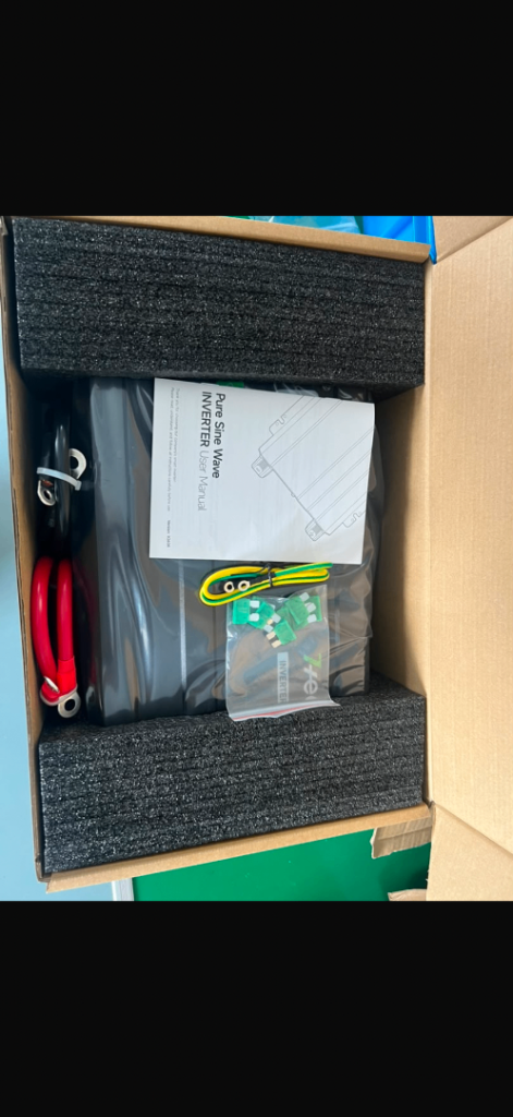 Pure sine wave 4000w peak power inverter WiFi app system 