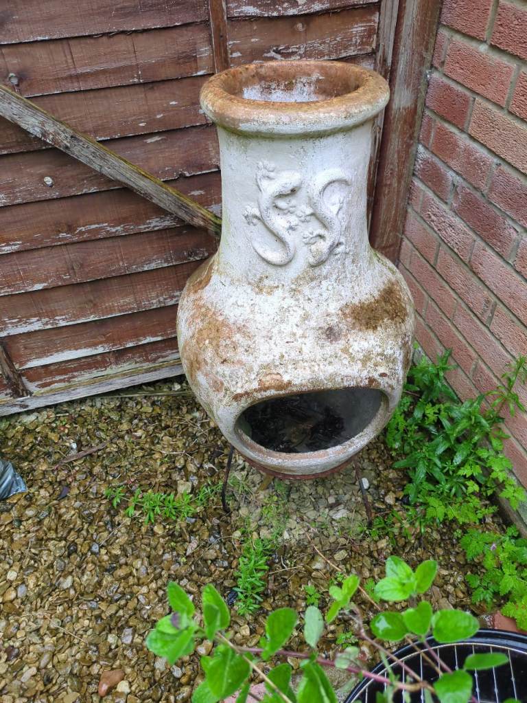 Chiminea with gecko design 