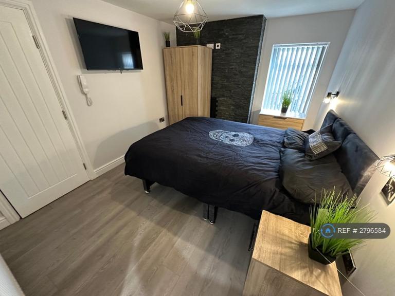 1 bedroom in Thorne Road, Doncaster, DN10 (#2796584)