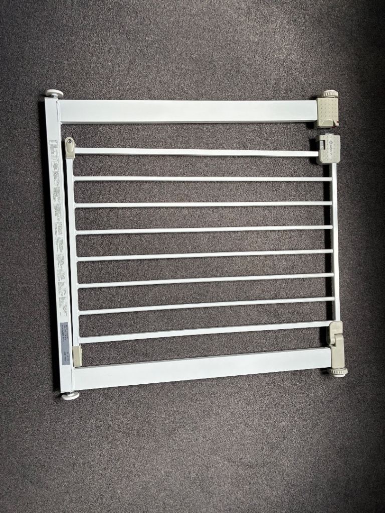 Baby gate