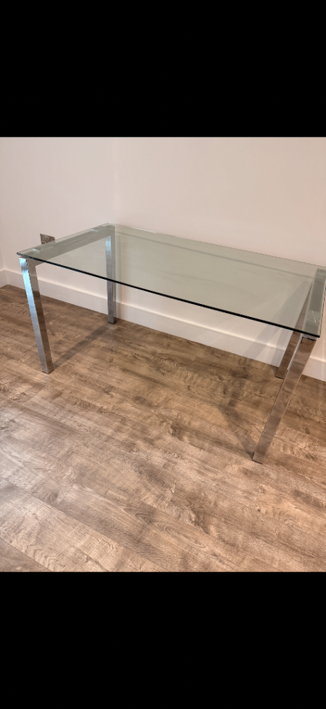 Modern Glass Console / Desk Table – £40 – Acton W3 – Quick Sale