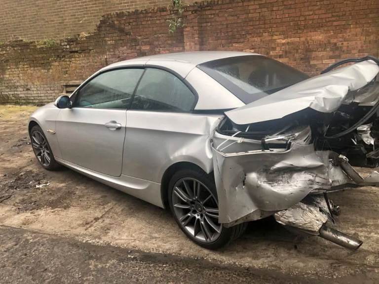 Breaking BMW 3 Series E93 320i M Sport 2007 2.0 Petrol 6 Speed Manual Silver 354