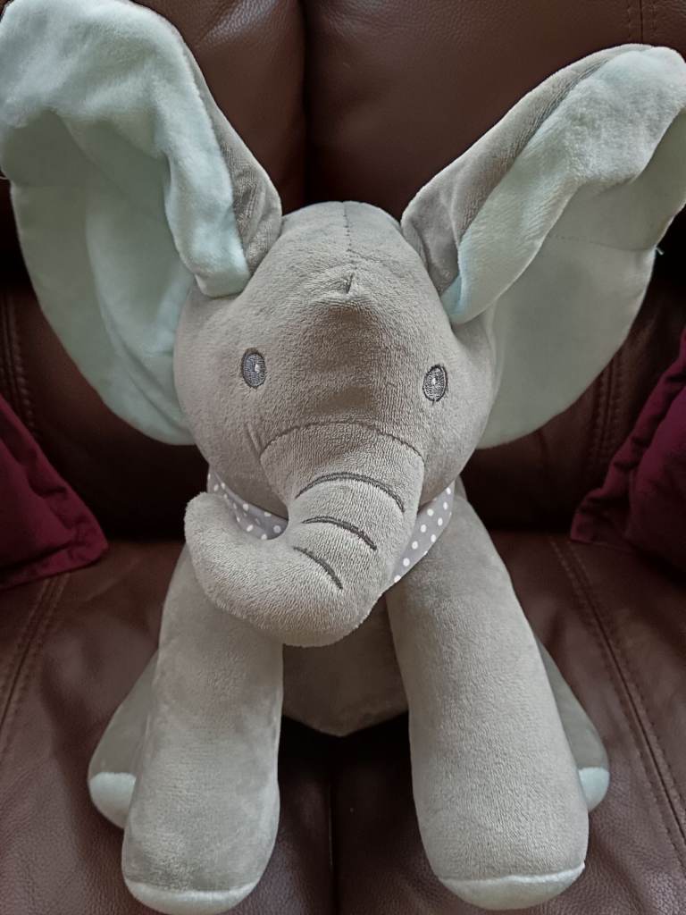 Talking Singing Elephant 