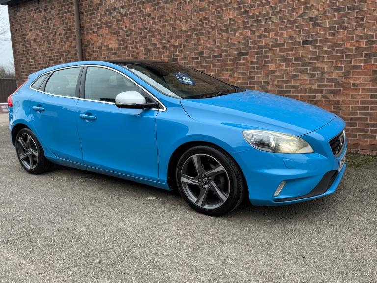 2014 Volvo V40 D2 R DESIGN Lux 5dr HATCHBACK Diesel Manual