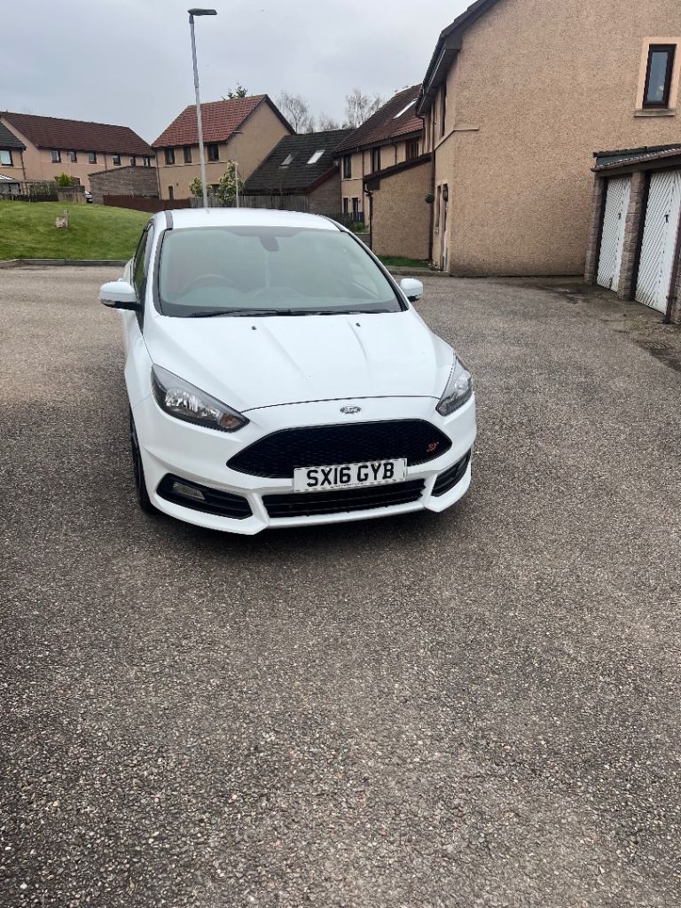 Ford, FOCUS, Hatchback, 2016, Manual, 1999 (cc), 5 doors