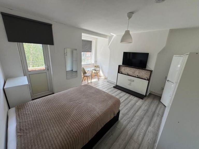 🏡 Amazing Double Room in Bow E3 ✨